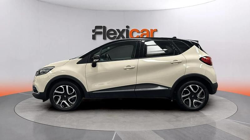 Usado Renault Captur Zen 90 CV (66 kW) 2016 Blanco SUV