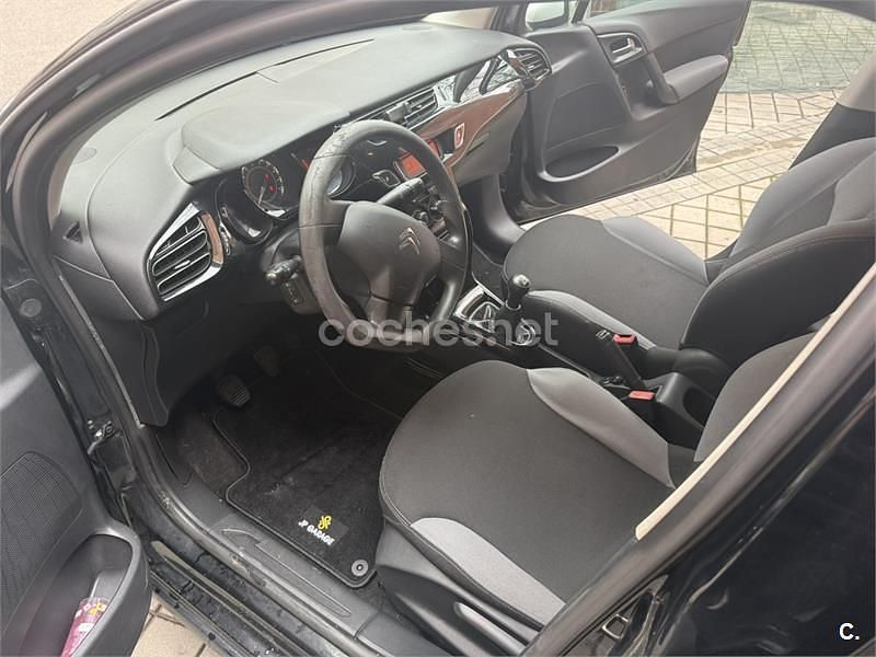 Usado Citroën C3 Tonic 68 CV (50 kW) 2013 Negro Berlina