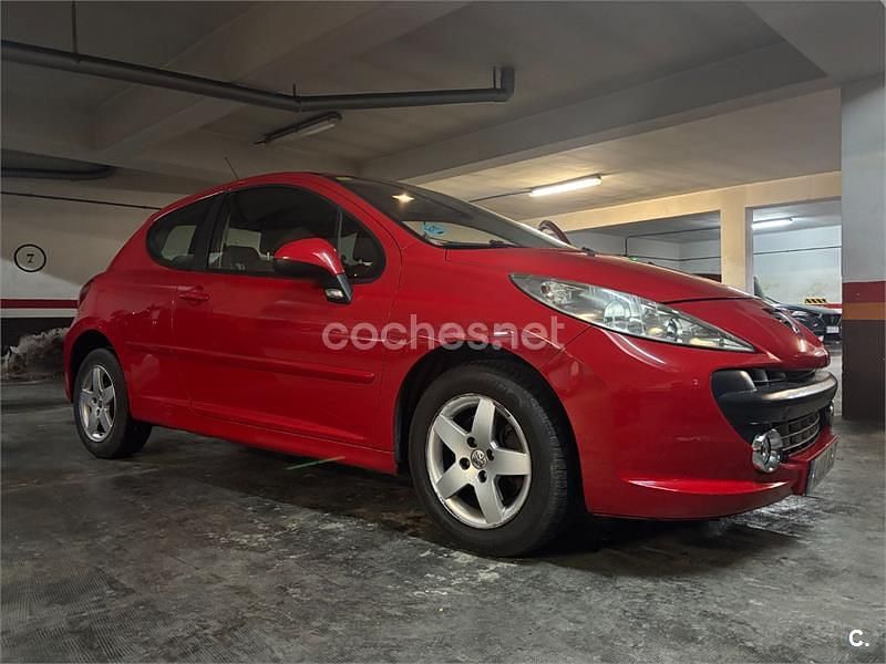 Rojo Usado 2009 Peugeot 207 Sport Berlina | 1700 € (Super precio) - Imagen 1/4