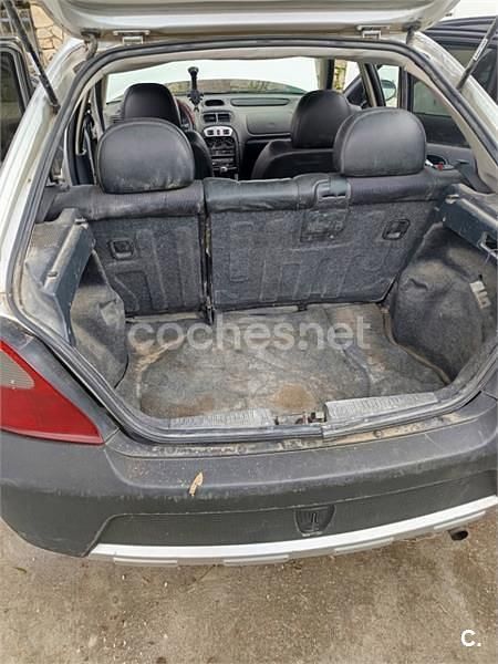 Usado Rover Streetwise 103 CV (75 kW) 2003 Gris / plata Berlina