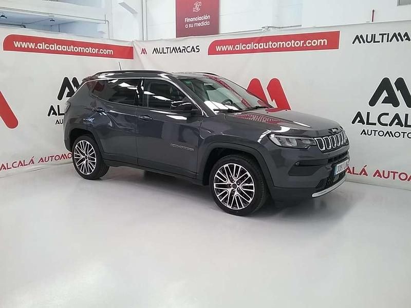 Usado Jeep Compass Limited 131 CV (96 kW) 2022 Gris SUV