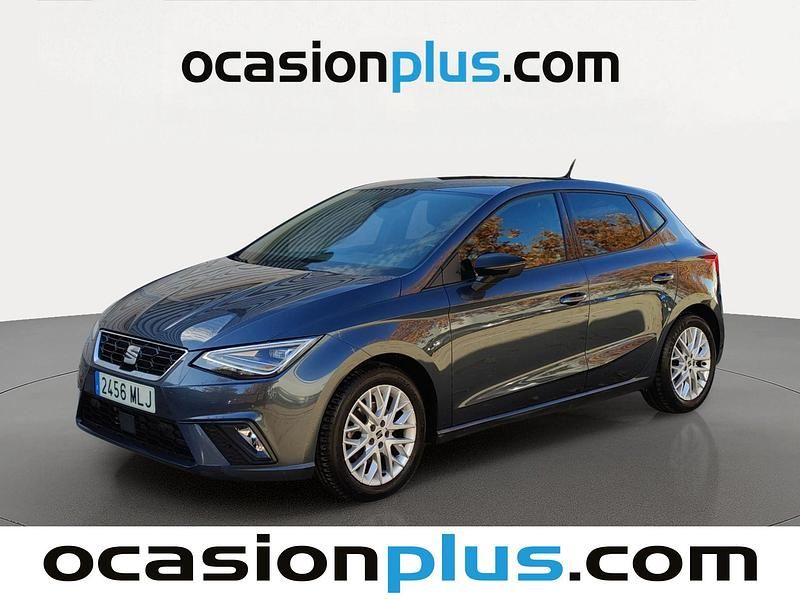 Usado Seat Ibiza FR 110 CV (80 kW) 2023 Gris Utilitario