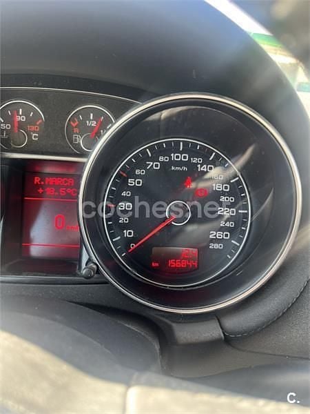 Usado Audi TT 200 CV (147 kW) 2006 Gris / plata Coupe