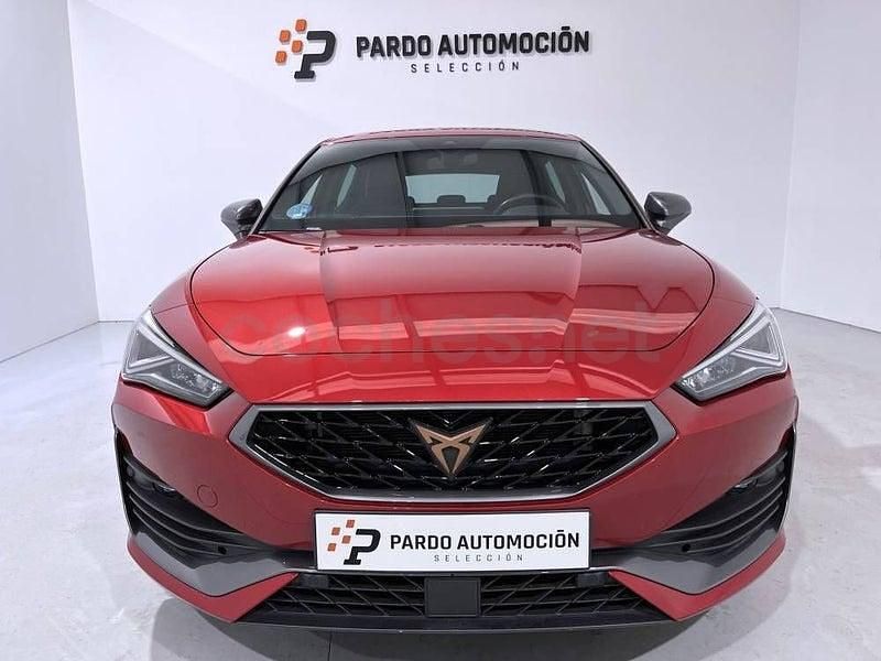 Usado Cupra Leon 150 CV (110 kW) 2024 Granate Berlina