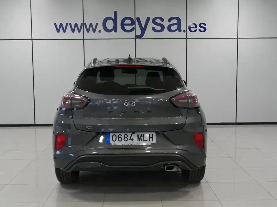 Usado Ford Puma ST-Line 125 CV (91 kW) 2023 Gris SUV