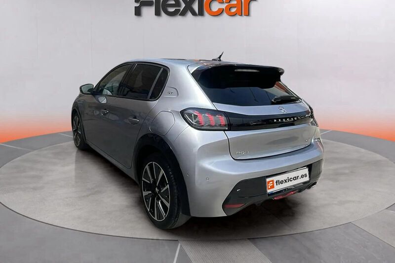 Usado Peugeot 208 Active 102 CV (75 kW) 2020 Gris Utilitario