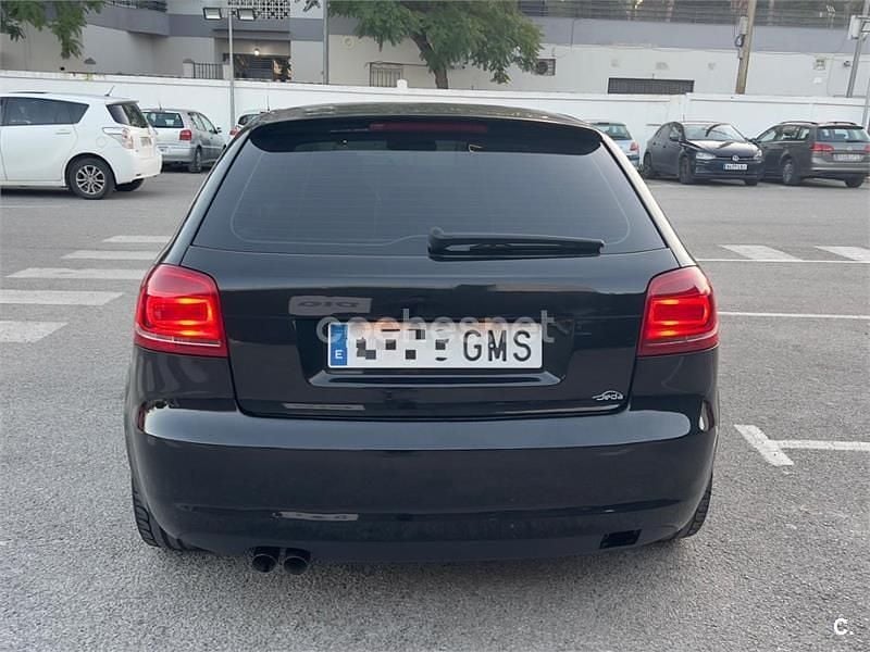 Usado Audi A3 Ambition 105 CV (77 kW) 2009 Negro Utilitario