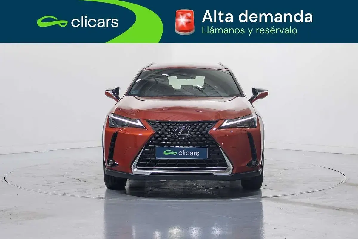 Usado Lexus UX 250h Business Edition 184 CV (135 kW) 2022 Naranja SUV