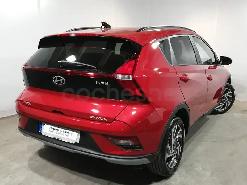 Nuevo Hyundai Bayon 100 CV (73 kW) 2025 Granate SUV
