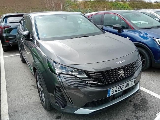 Usado Peugeot 3008 Allure 225 CV (165 kW) 2023 Gris / plata SUV