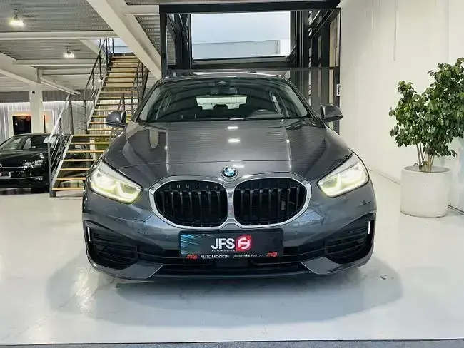 Occasion BMW 116 116 PK (85 kW) 2020 Grijs Hatchback