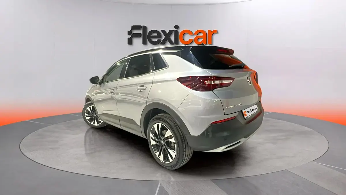 Usado Opel Grandland X Ultimate 131 CV (96 kW) 2021 Gris SUV