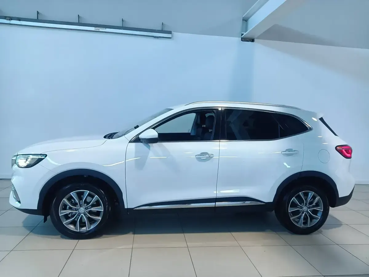 Usado MG HS Comfort 162 CV (119 kW) 2023 Blanco SUV