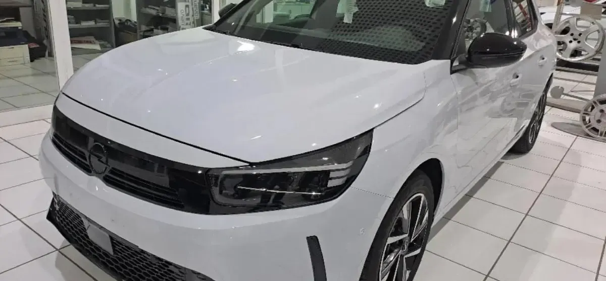 Nuevo Opel Corsa 101 CV (74 kW) 2026 Kontur white Utilitario