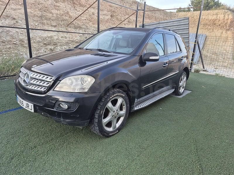 Usado Mercedes ML350 231 CV (169 kW) 2010 Negro SUV