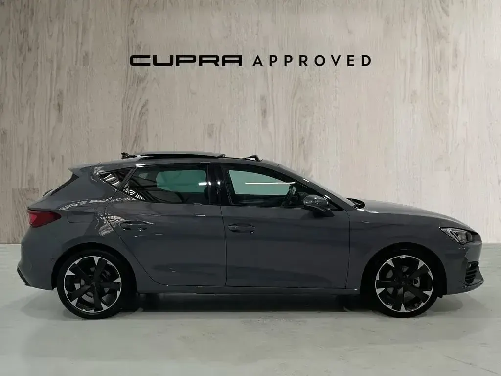 Usado Cupra Leon 150 CV (110 kW) 2024 Gris Berlina