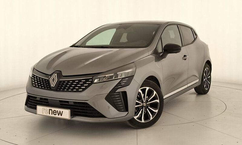 Usado Renault Clio V Techno 101 CV (74 kW) 2025 Gris Berlina
