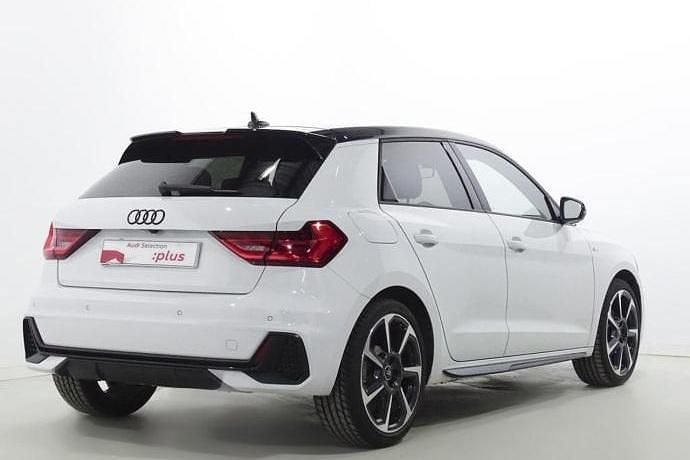 Usado Audi A1 Black Edition 116 CV (85 kW) 2025 SUV