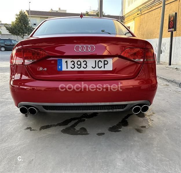Rojo Usado 2011 Audi A4 Berlina | 11.000 € (Precio justo) - Imagen 1/2