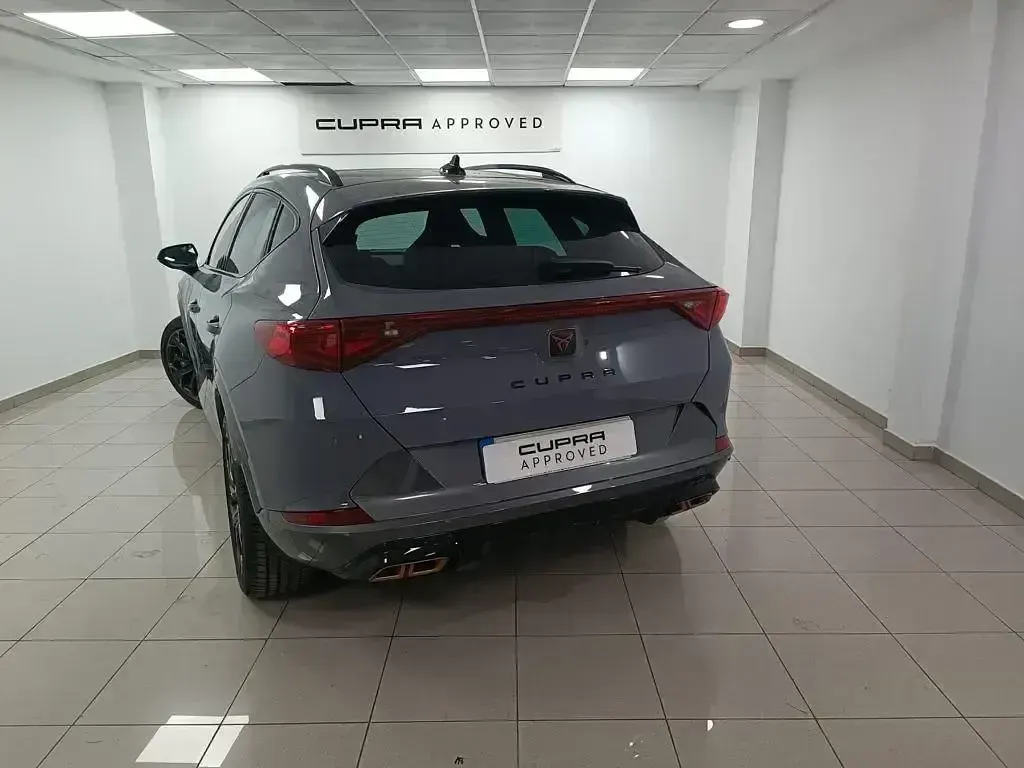 Nuevo Cupra Formentor VZ 245 CV (180 kW) 2025 Gris SUV