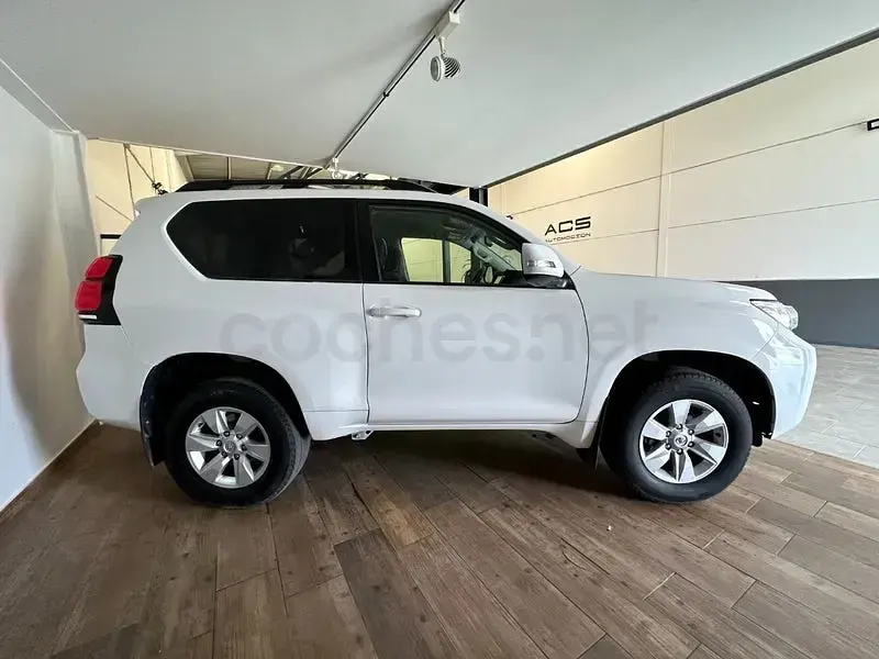 Usado Toyota Land Cruiser 177 CV (130 kW) 2018 Blanco SUV