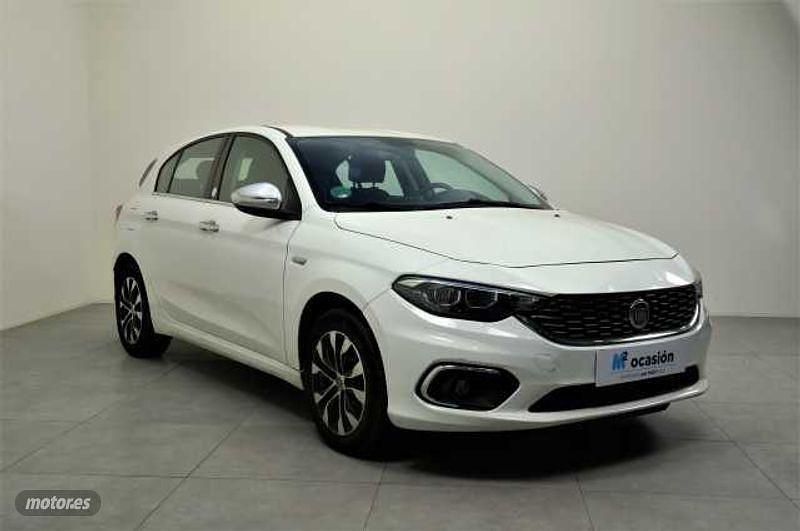 Usado Fiat Tipo Mirror 95 CV (69 kW) 2019 Blanco Familiar