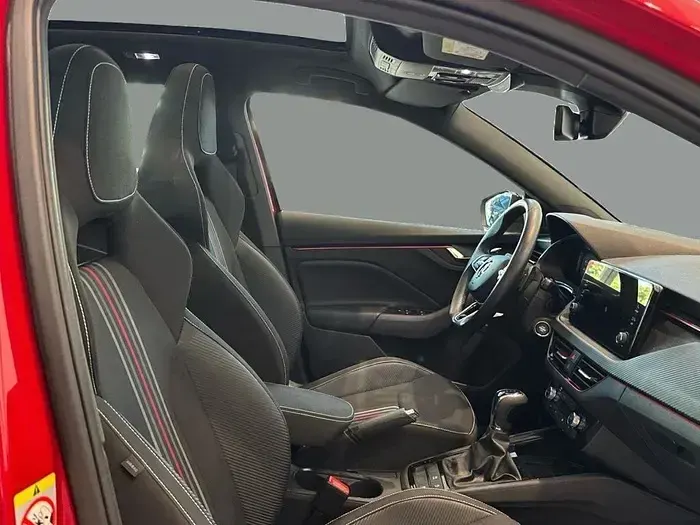 Usado Skoda Scala Monte Carlo 150 CV (110 kW) 2024 Rojo Utilitario