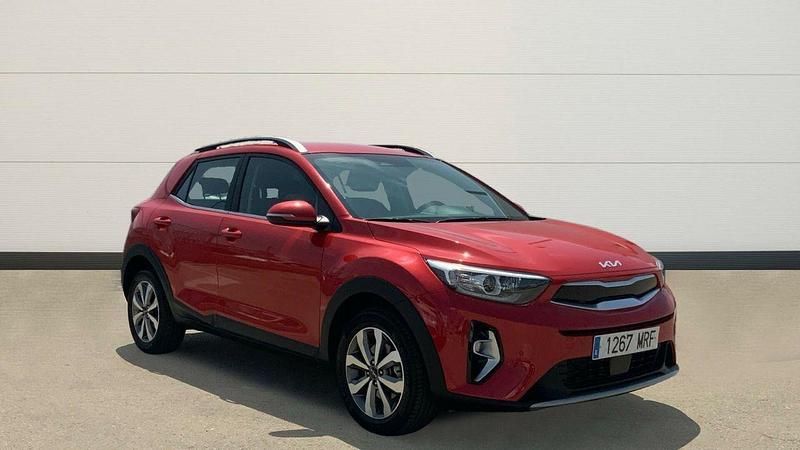 Rojo Usado 2024 Kia Stonic SUV | 19.900 € (Precio justo) - Imagen 1/4