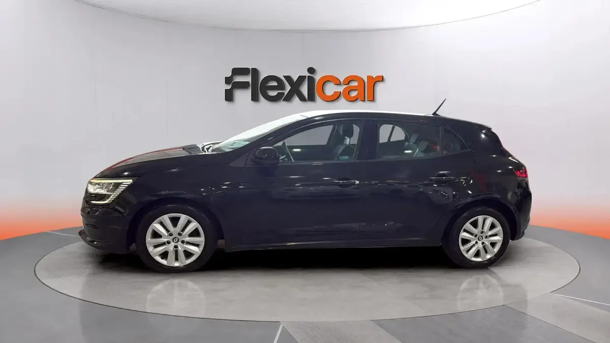 Usado Renault Mégane II Intens 116 CV (85 kW) 2022 Negro Berlina