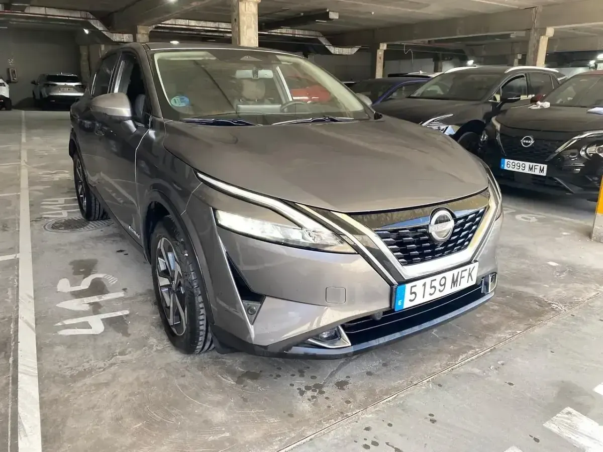 Usado Nissan Qashqai N-Connecta 190 CV (139 kW) 2023 Gris SUV