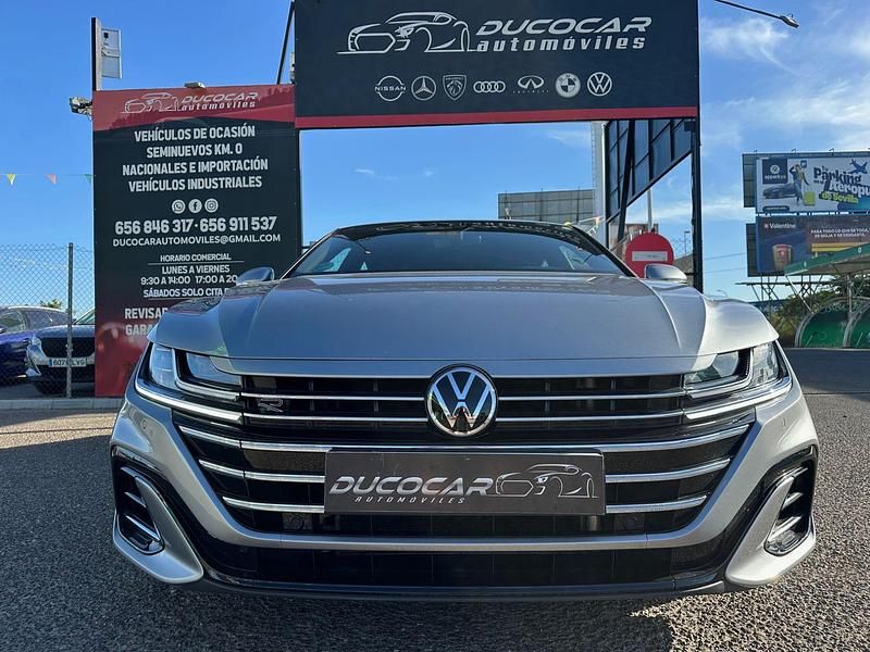Gris / plata Usado 2021 VW Arteon R-line Berlina | 35.199 € (Un poco caro) - Imagen 1/4