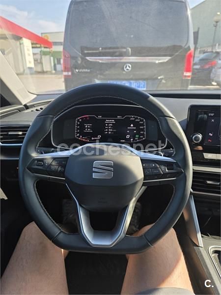 Negro Usado 2024 Seat Leon Style Berlina | 22.000 € (Super precio) - Imagen 1/4