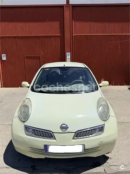 Usado Nissan Micra 80 CV (58 kW) 2006 Beige Berlina