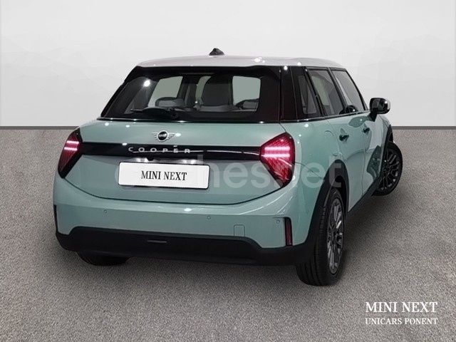 Usado Mini Cooper 156 CV (114 kW) 2024 Verde Utilitario