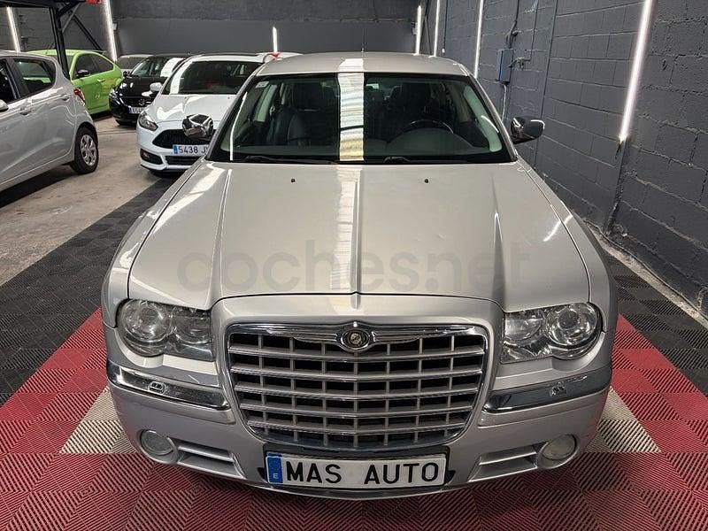 Usado Chrysler 300C 218 CV (160 kW) 2010 Gris / plata Berlina