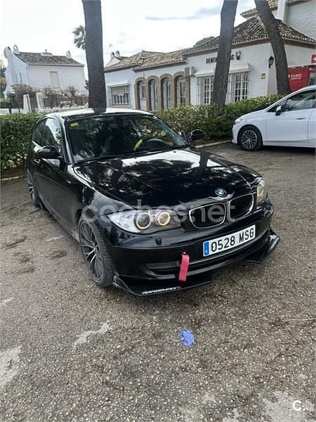 Usado BMW 120 177 CV (130 kW) 2008 Negro Utilitario