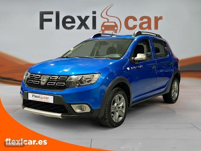 Usado Dacia Sandero Stepway 90 CV (66 kW) 2016 Azul Utilitario