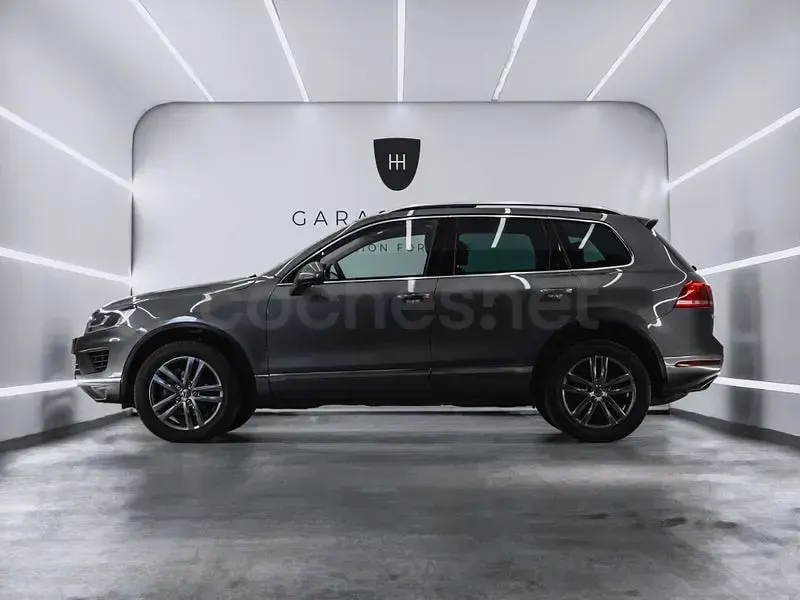Usado VW Touareg Terrain Tech 262 CV (192 kW) 2017 Gris / plata SUV