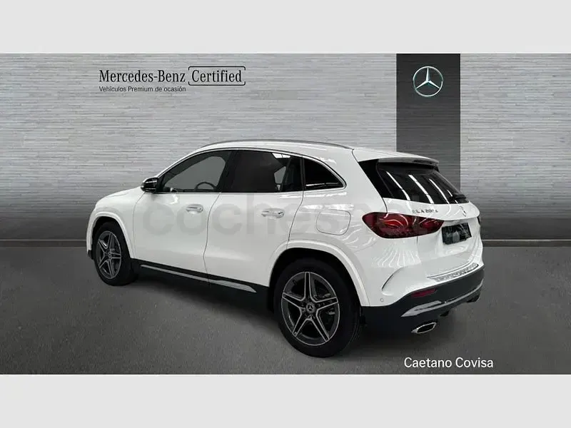 Usado Mercedes GLA200 150 CV (110 kW) 2025 Blanco SUV