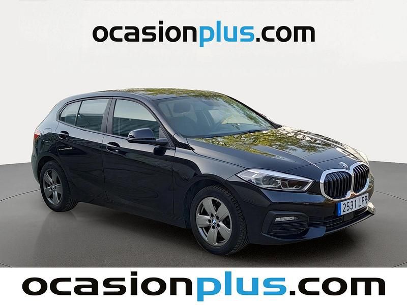 Usado BMW 118 150 HP (110 kW) 2021 Preto Citadino