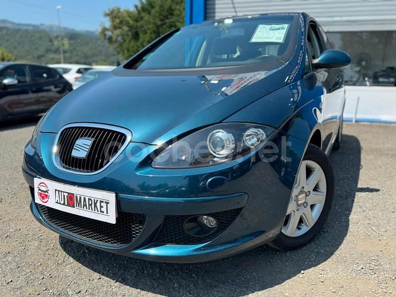 Azul Usado 2007 Seat Toledo Sport Berlina | 6990 € - Imagen 1/4