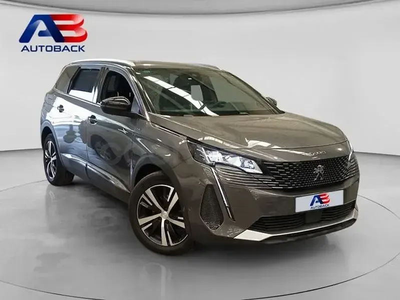 Usado Peugeot 5008 GT 130 CV (95 kW) 2021 Negro SUV