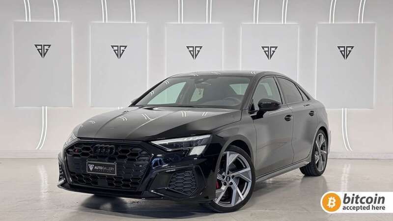 Negro Usado 2022 Audi A3 Ambiente Berlina | 43.990 € - Imagen 1/4