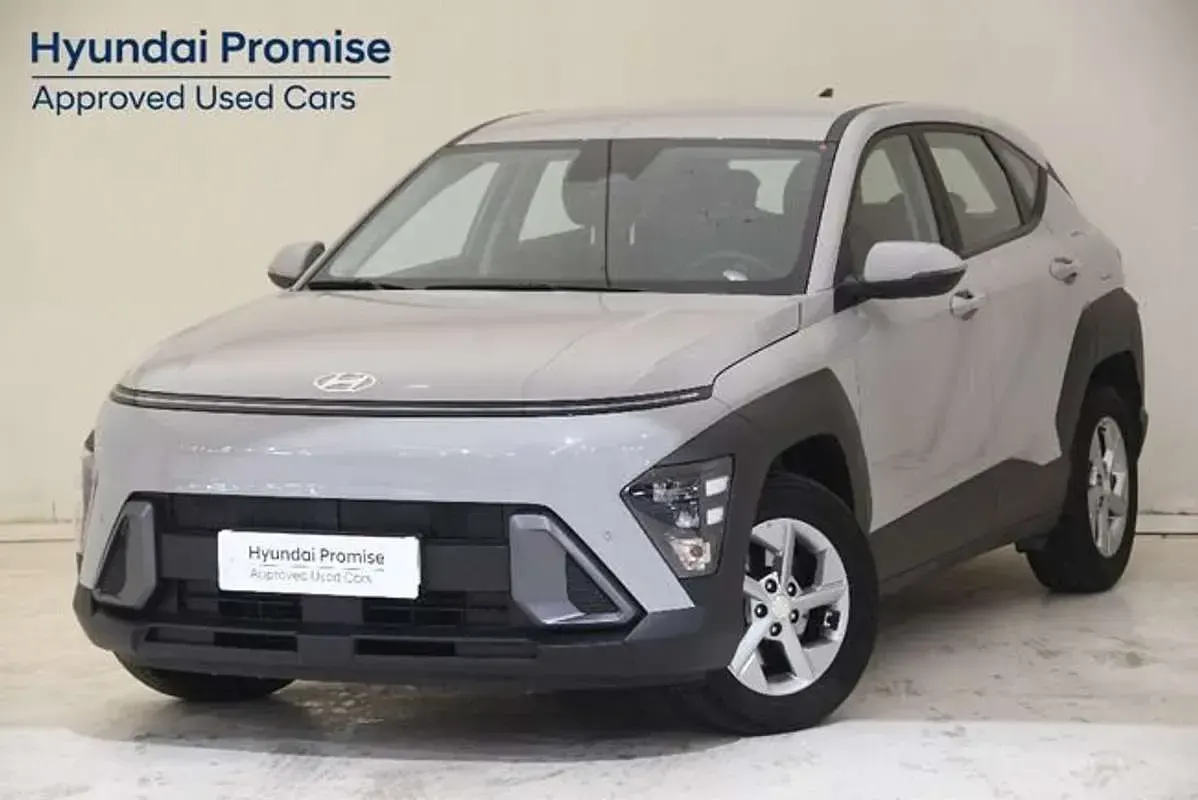 Usado Hyundai Kona 141 HP (103 kW) 2024 Cinzento SUV