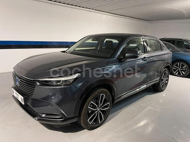 Usado Honda HR-V Elegance 131 CV (96 kW) 2024 Gris / plata SUV