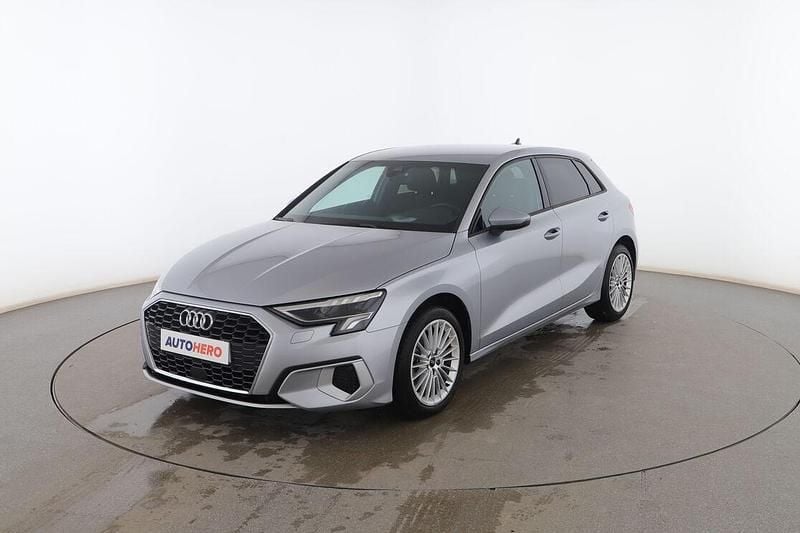 Gris Usado 2022 Audi A3 Sportback Advanced Utilitario | 26.699 € (Precio justo) - Imagen 1/3
