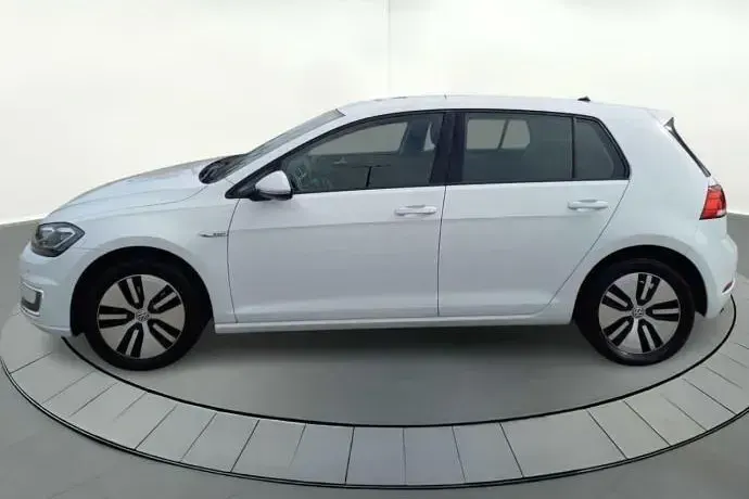 Usado VW e-Golf 100 kW (137 CV) 2018 Blanco Utilitario