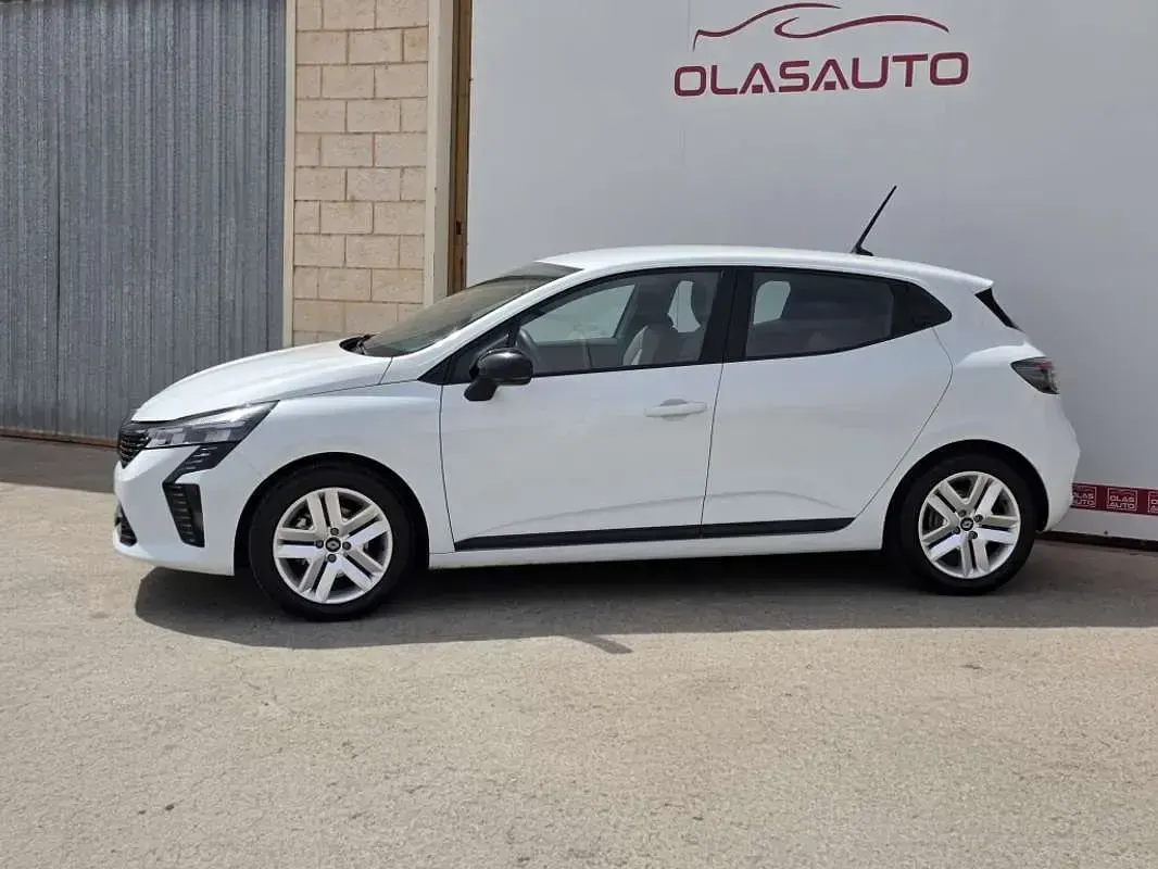 Usado Renault Clio V Techno 140 CV (102 kW) 2024 Blanco Utilitario