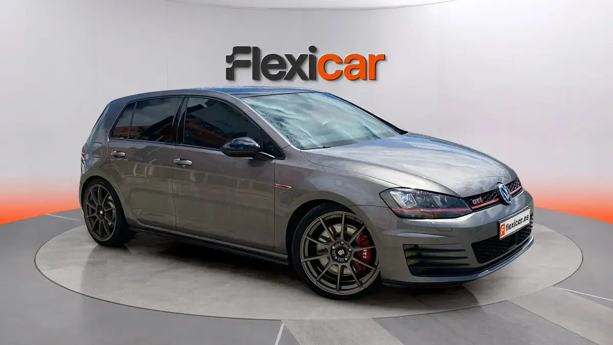 Usado VW Golf VII GTI 230 CV (169 kW) 2016 Berlina