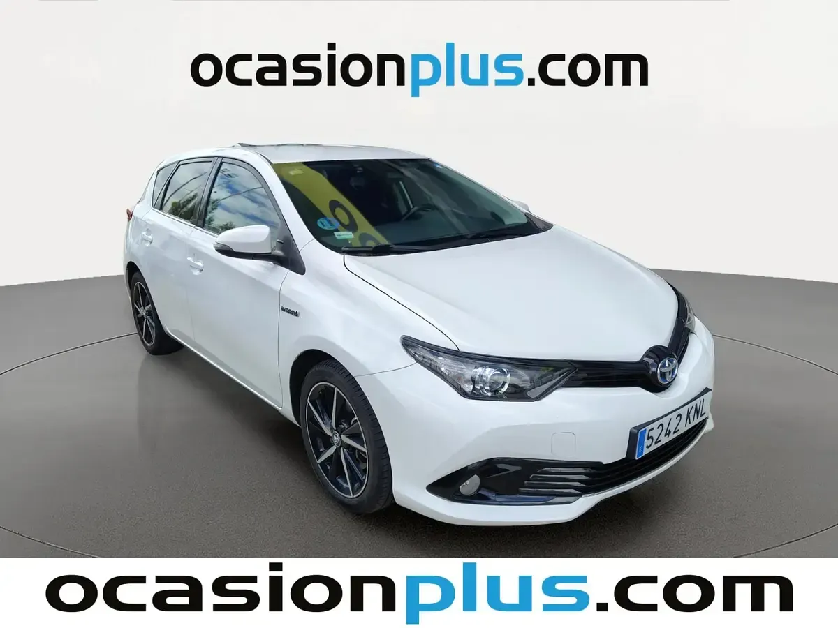 Usado Toyota Auris Hybrid 136 CV (100 kW) 2018 Blanco Utilitario